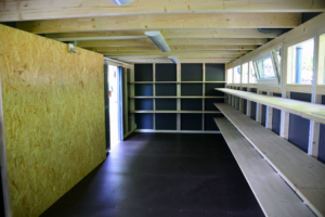 GarDomo | CUBE Design Gartenhaus Ausstattung Regalsystem